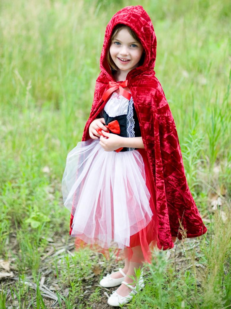 Idee di carnevale: il costume da cappuccetto rosso fai da te di Antonella ·  Pane, Amore e Creatività